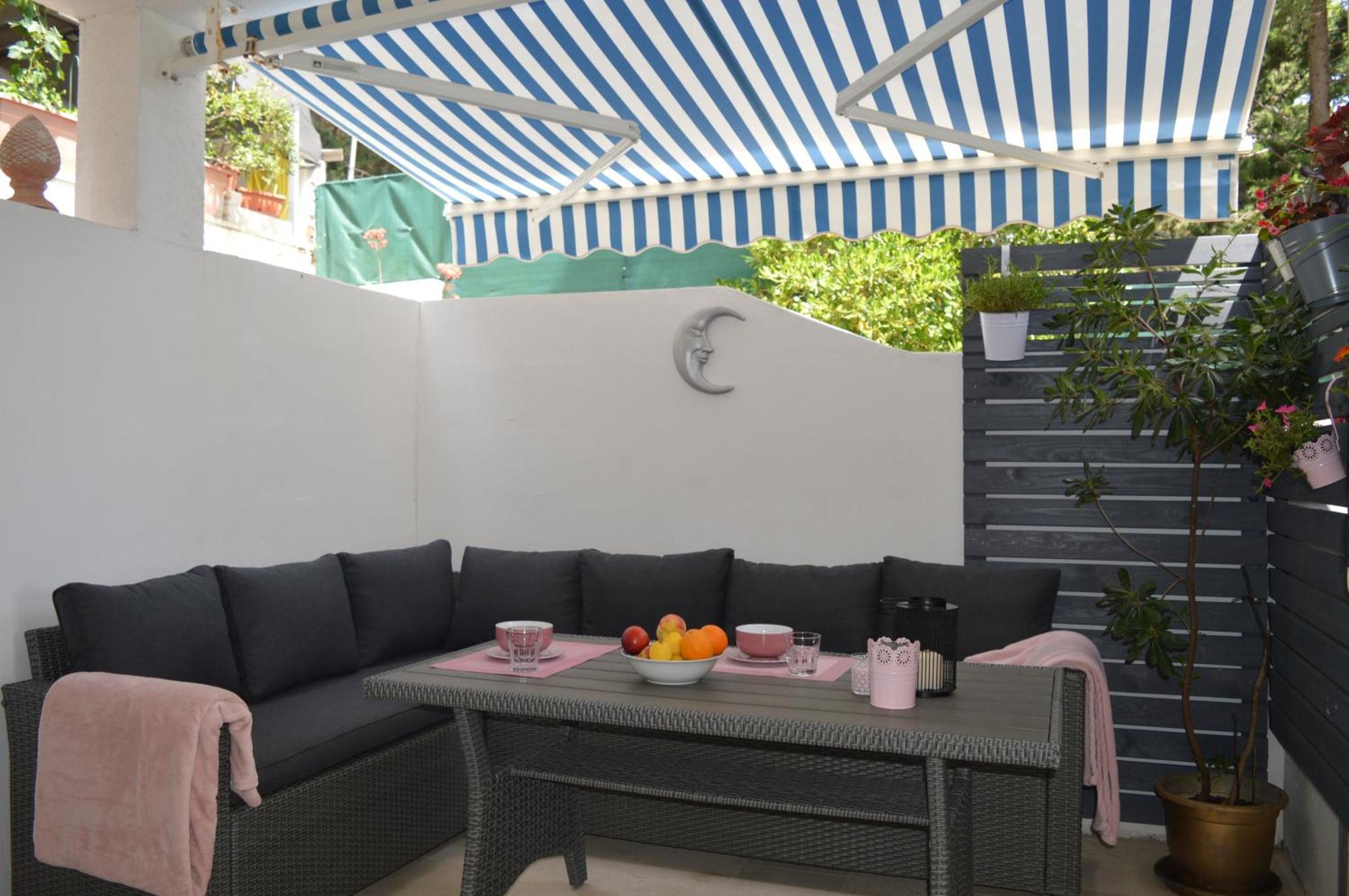 Kiki'S Haven By Villa Kristonia Hvar Town Eksteriør billede