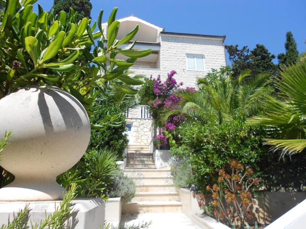 Kiki'S Haven By Villa Kristonia Hvar Town Eksteriør billede
