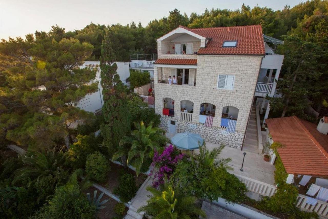 Kiki'S Haven By Villa Kristonia Hvar Town Eksteriør billede